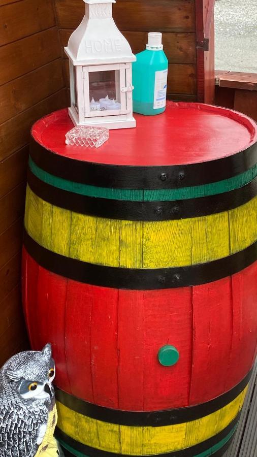 Heatherbrae Cosy Wooden Pod Кайл-оф-Лохалш Экстерьер фото