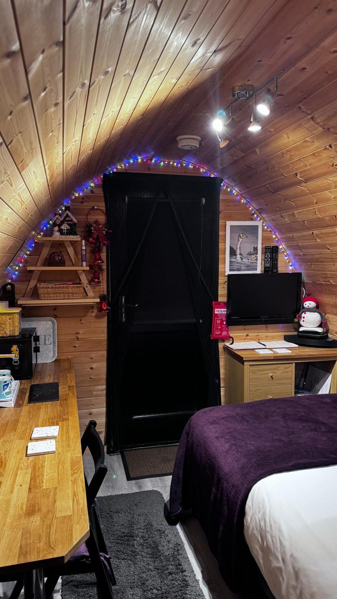 Heatherbrae Cosy Wooden Pod Кайл-оф-Лохалш Экстерьер фото